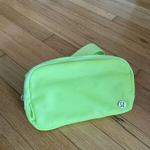 Lululemon Fluorescent Yellow Green Everywhere Belt Bag